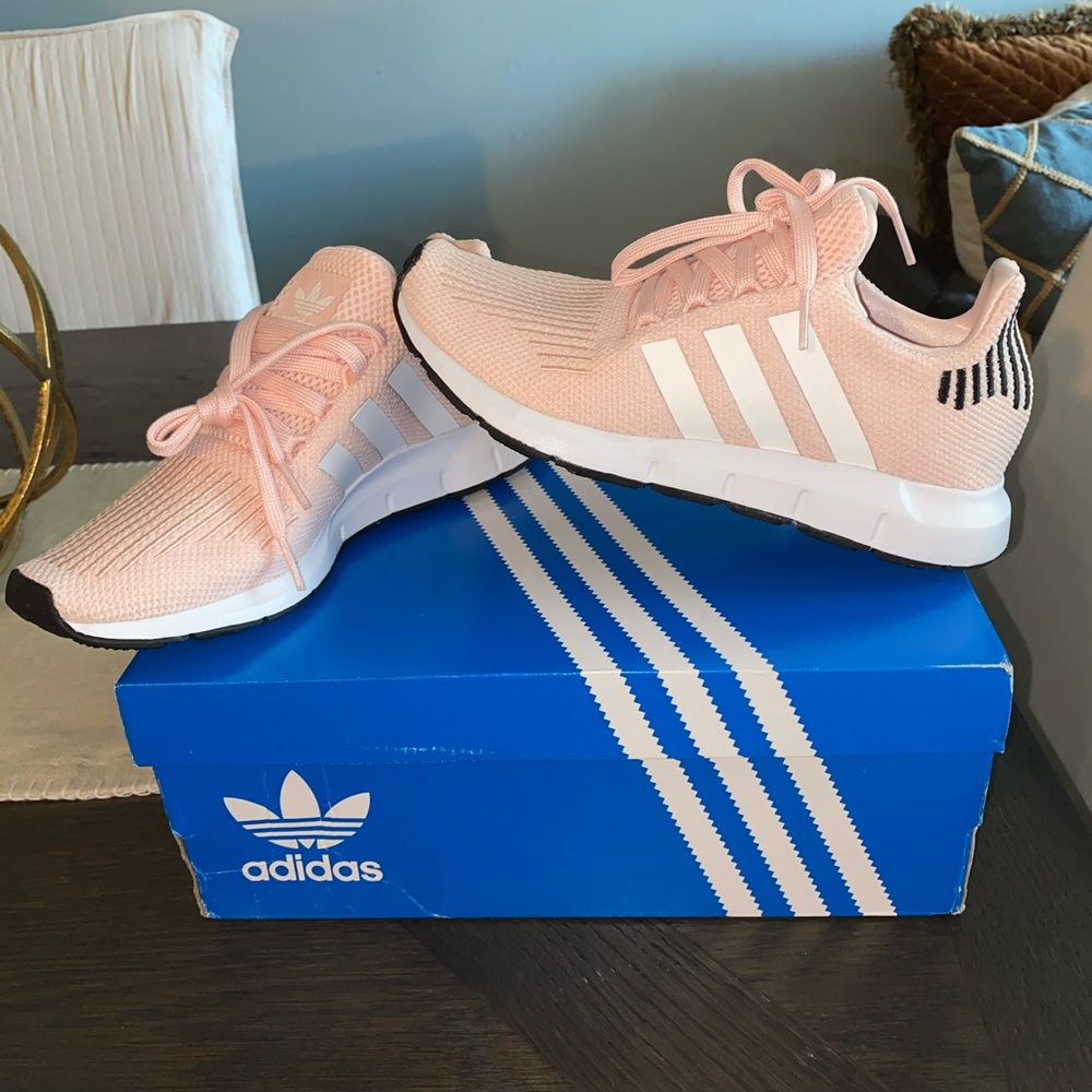 Adidas Swift Run W Sneakers
